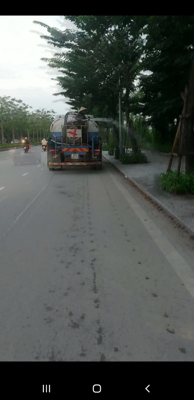 Tưới Rửa Đường bằng xe chuyên dụng tại Hà Nội uy tín